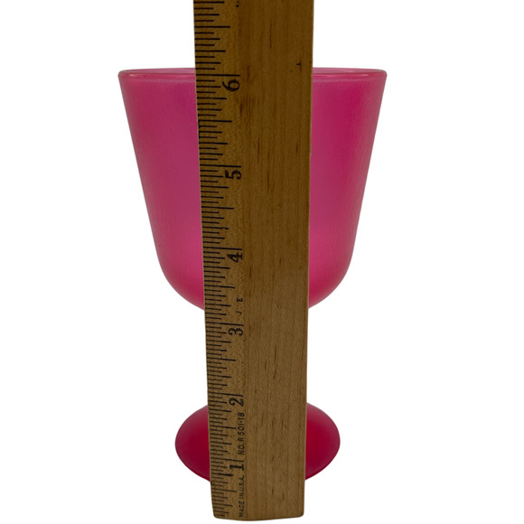 Lot of 7 VTG Plastic Cranberry Wine Cocktail Glasses Textured Beverageware Set - Picture 5 of 6